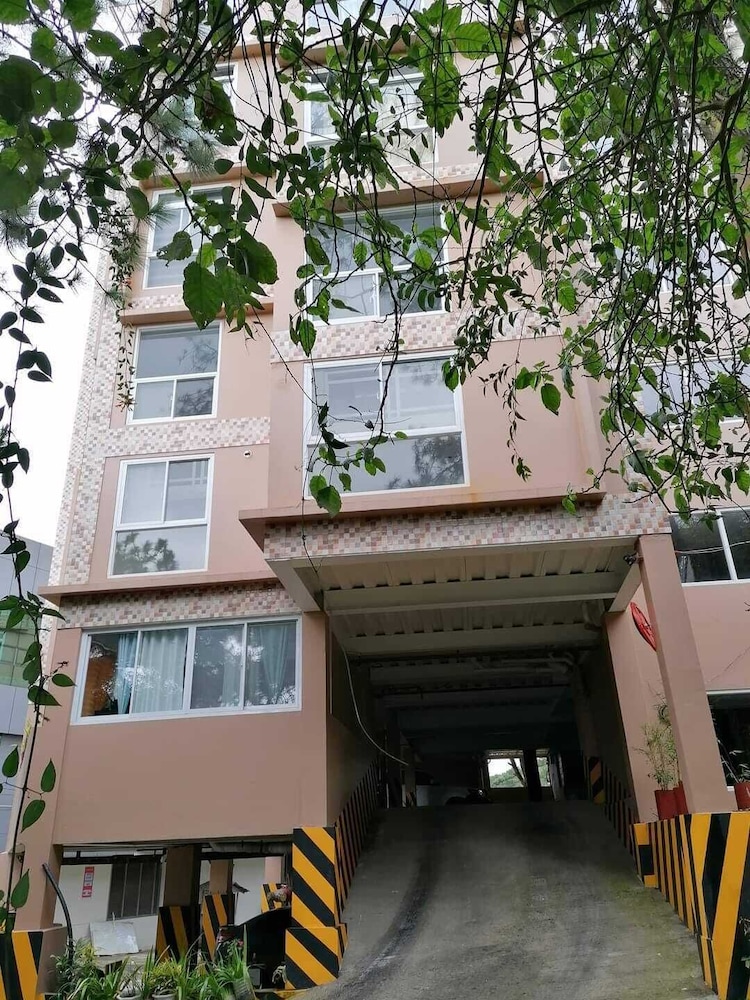 grandview residences by vilma near burnham park 204