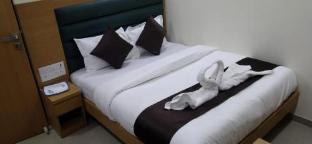 hotel sai grand residency