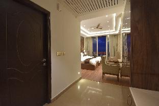 Grand Him Queen Hot And Cold Ac Centralized,,1 star