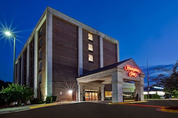 hampton inn college park