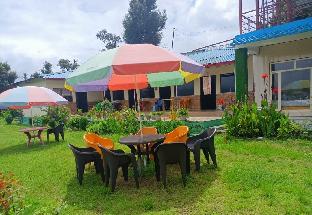 chaukhamba view resort