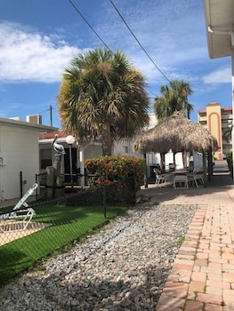 holiday isles resort