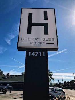 holiday isles resort