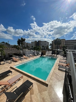 holiday isles resort