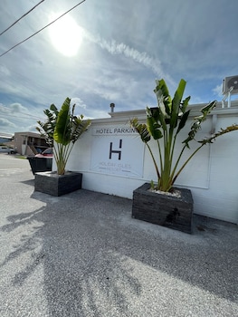 holiday isles resort