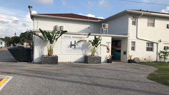 holiday isles resort