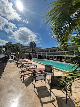 holiday isles resort