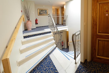 logis hotel de la cloche