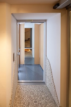 logis hotel de la cloche