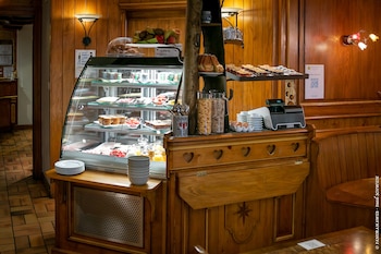 logis hotel de la cloche
