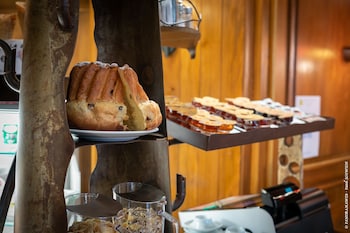 logis hotel de la cloche