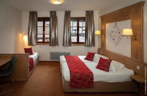 Logis Hotel De La Cloche,Obernai>>Bas-Rhin,3 star