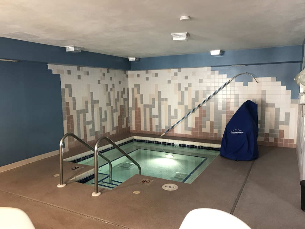 econo lodge la crosse