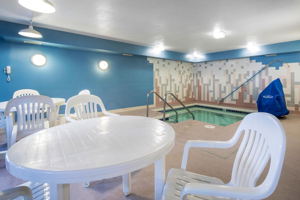econo lodge la crosse