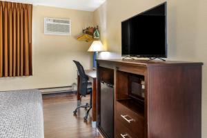 econo lodge la crosse