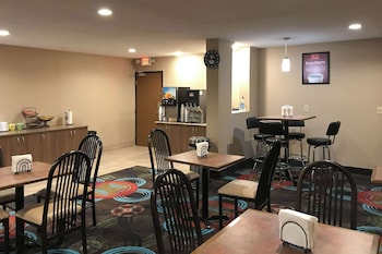 econo lodge la crosse