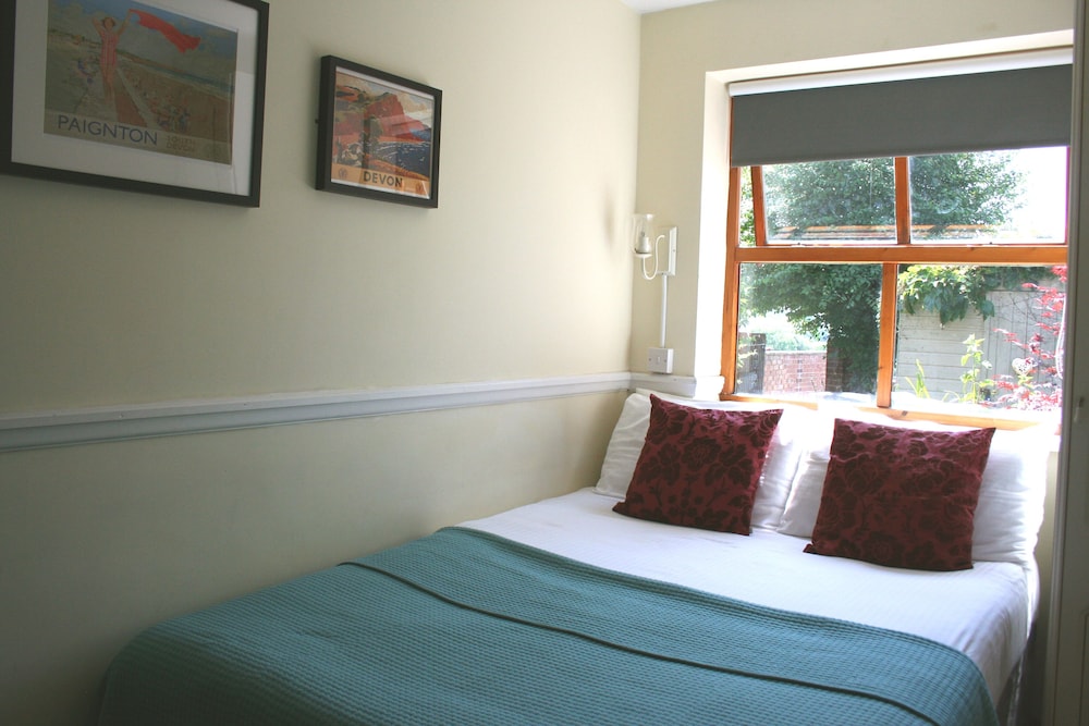 telstar guest house exeter