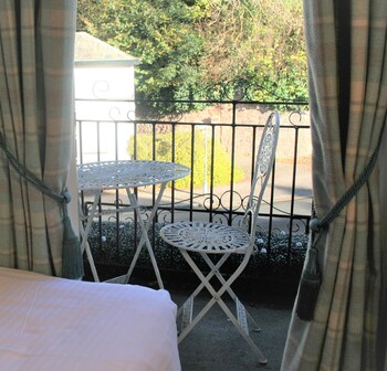 telstar guest house exeter