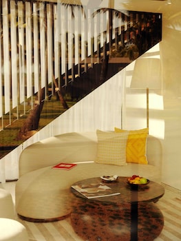 the postcard on the arabian sea