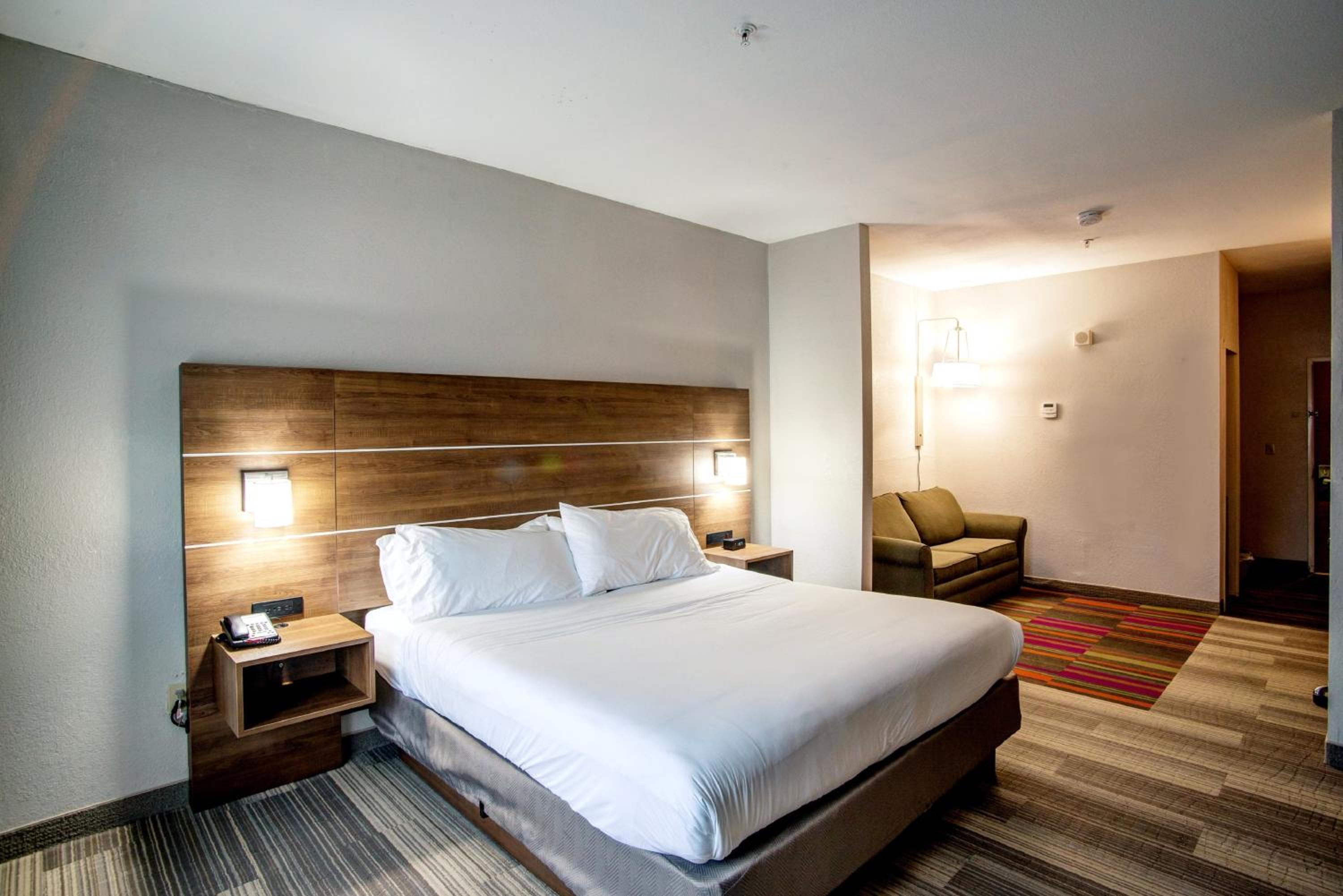 holiday inn express la plata by ihg