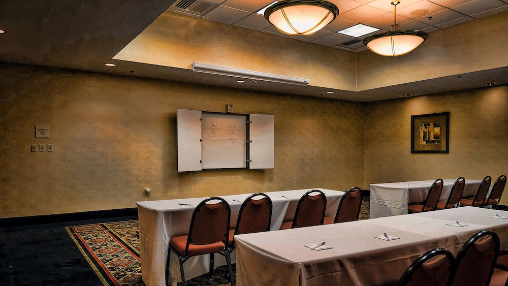 holiday inn express la plata by ihg