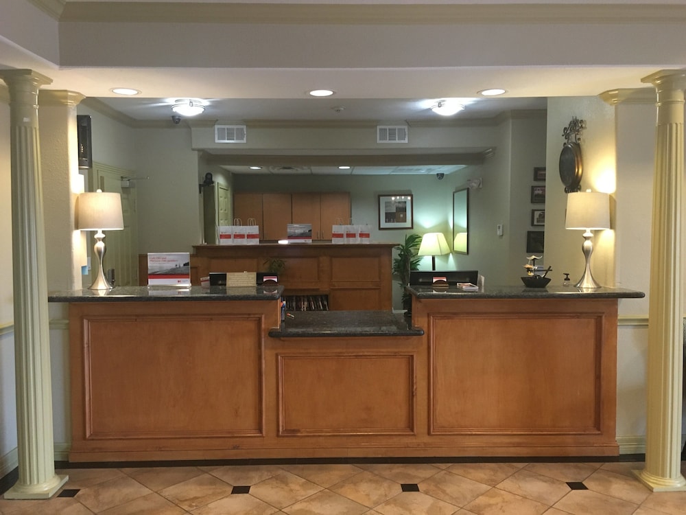 candlewood suites la porte by ihg