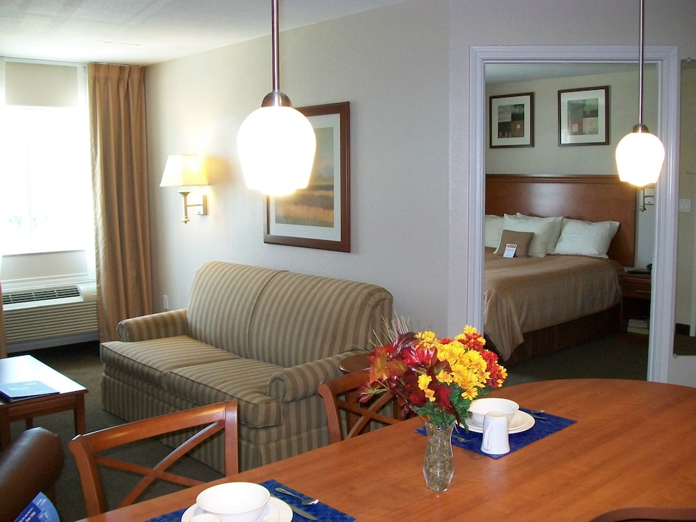 candlewood suites la porte by ihg