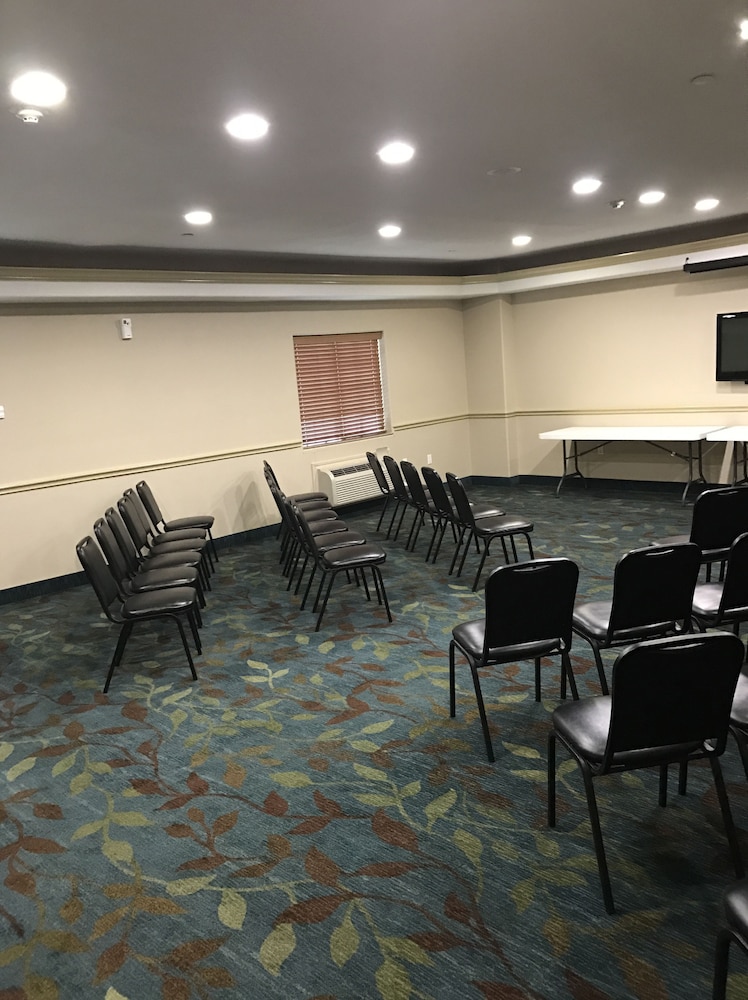 candlewood suites la porte by ihg