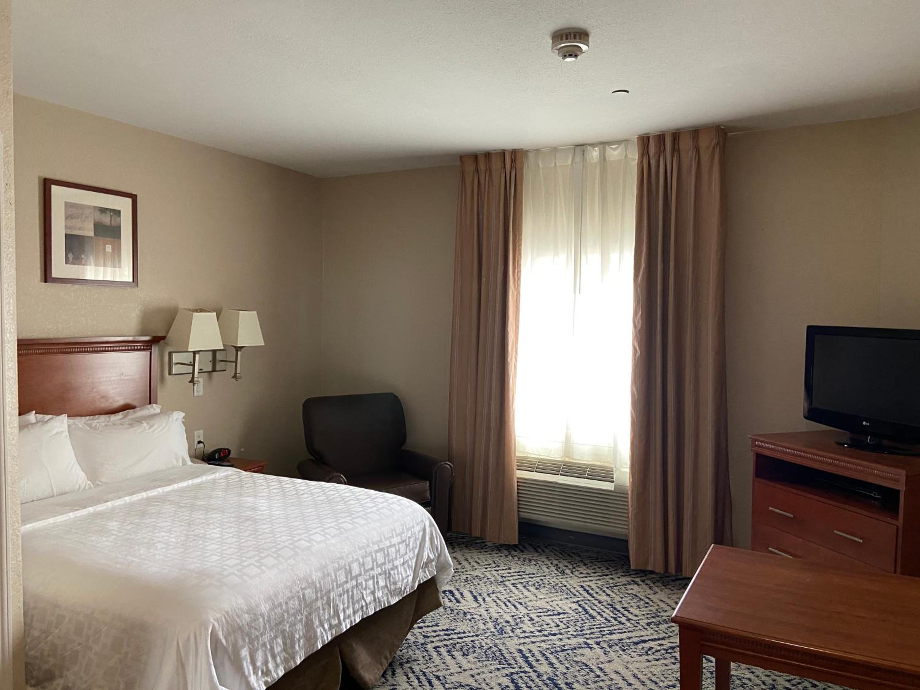 candlewood suites la porte by ihg