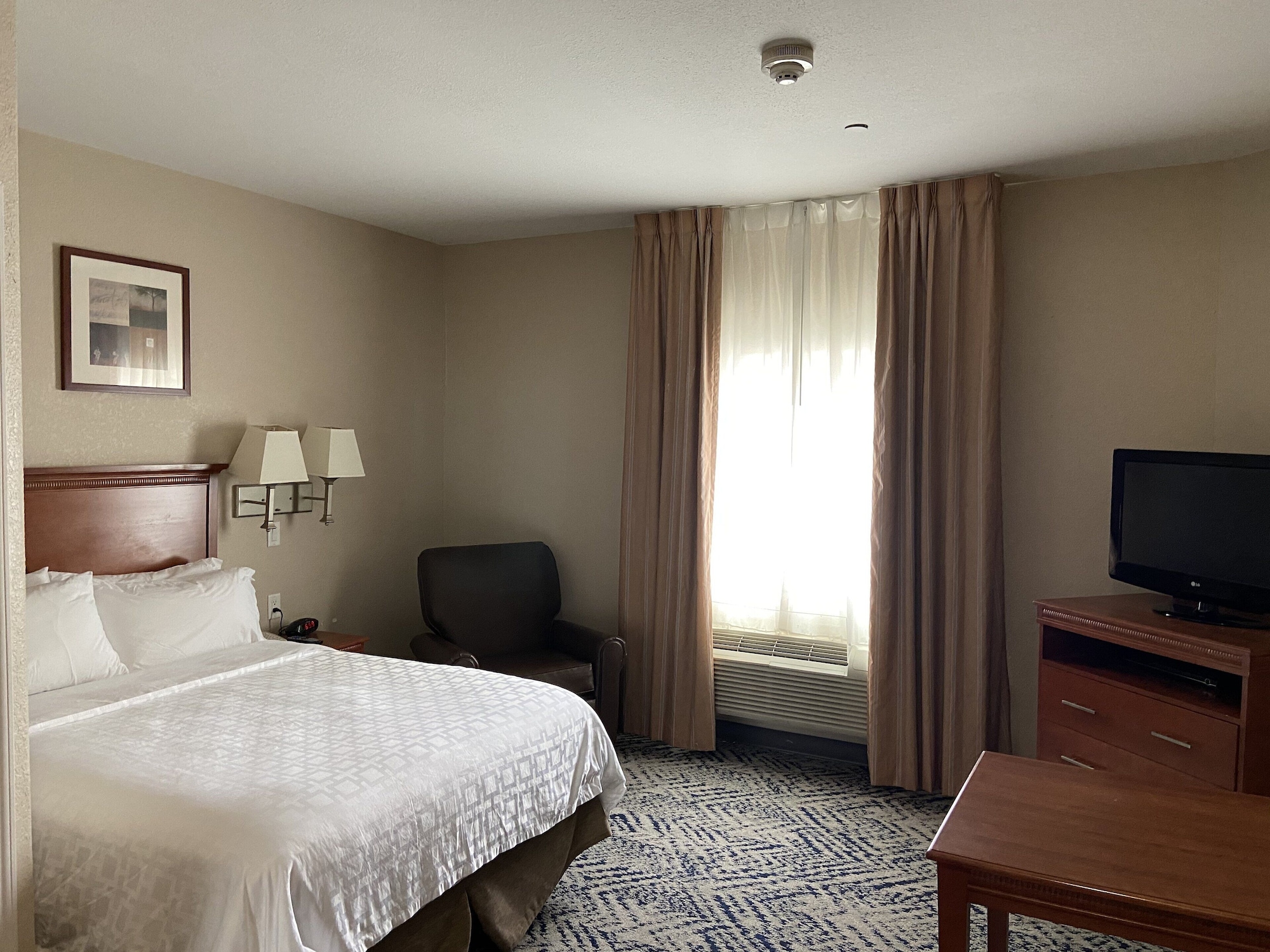 candlewood suites la porte by ihg