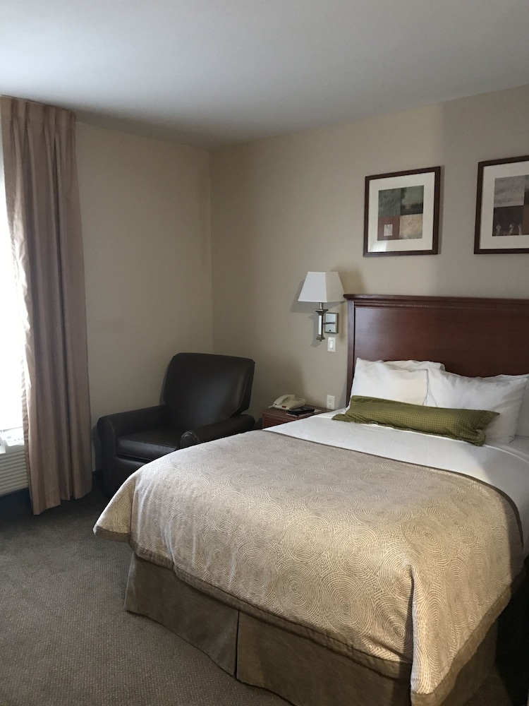 candlewood suites la porte by ihg
