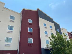 candlewood suites la porte by ihg