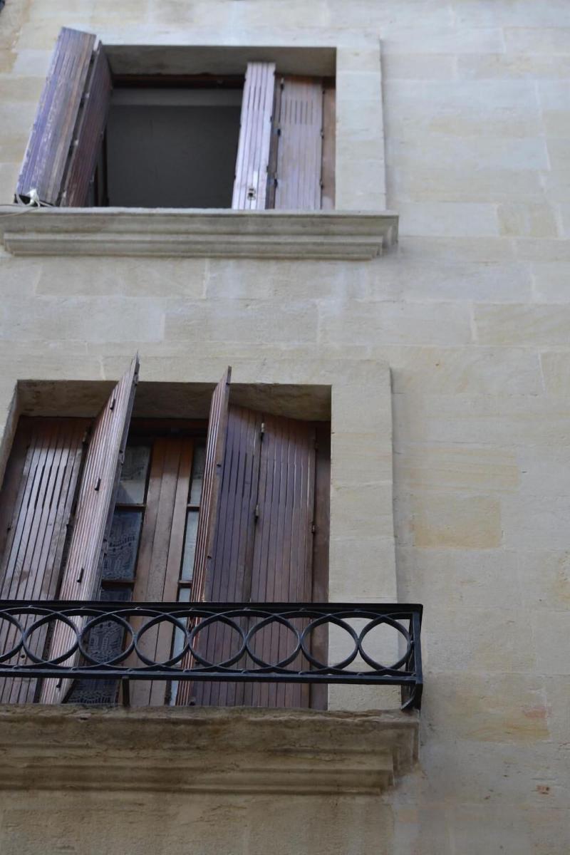 nimes