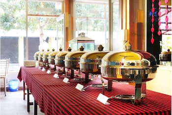 dreamland resort and restaurant