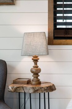 the stable tiny container home 12 min to magnolia