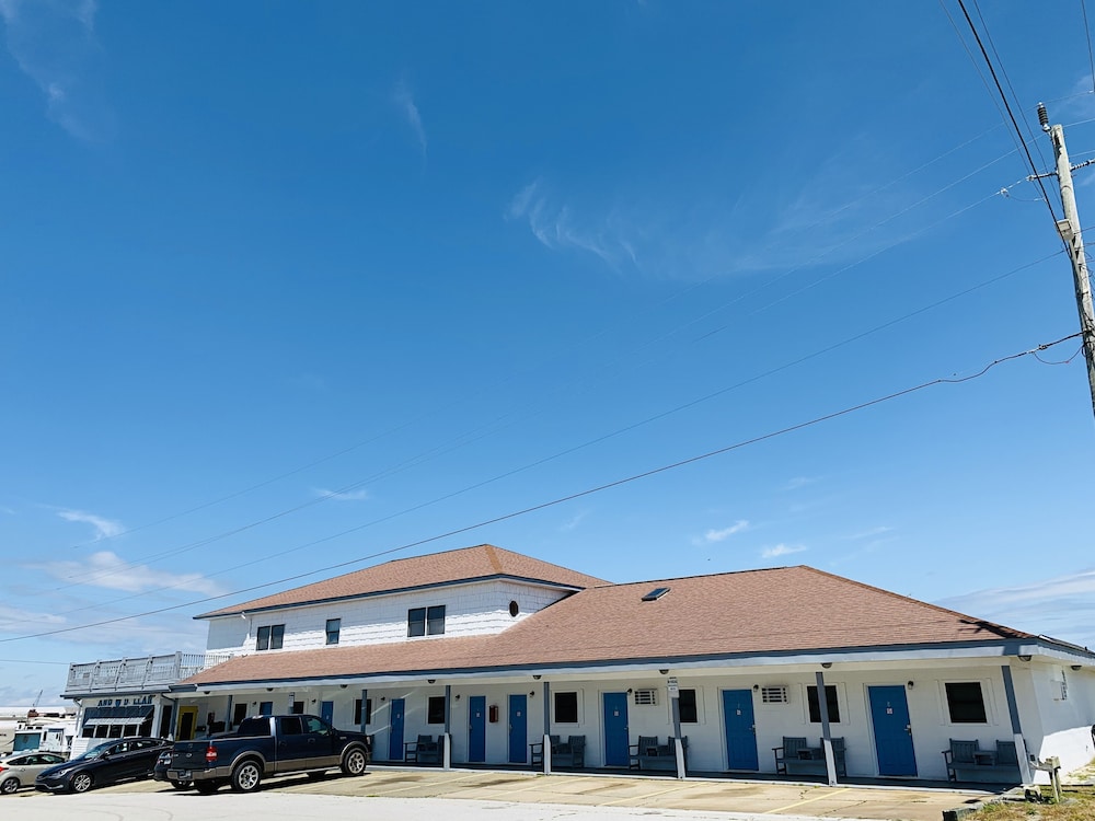 sand dollar motel