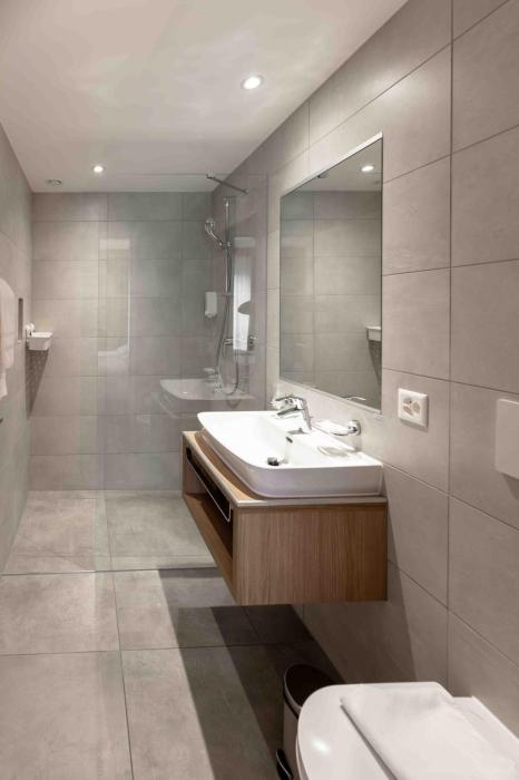 new opening 2022 los lorentes hotel bern city