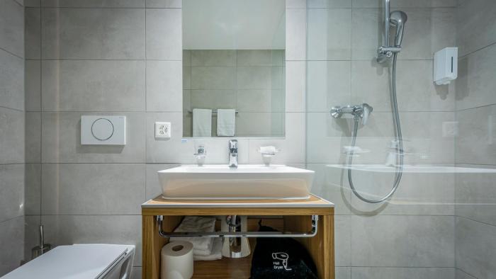 new opening 2022 los lorentes hotel bern city