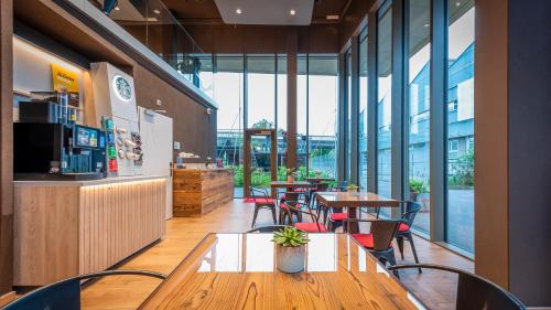 new opening 2022 los lorentes hotel bern city