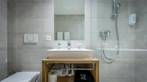 new opening 2022 los lorentes hotel bern city
