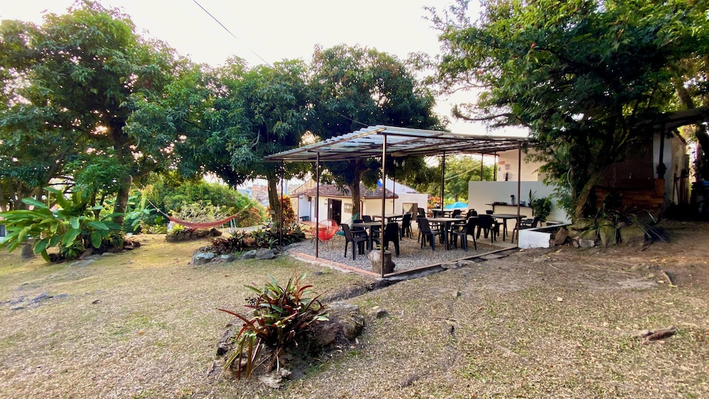 casa agora boutique mesitas del colegio