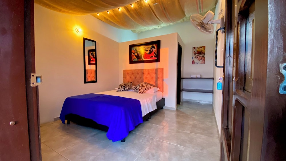 casa agora boutique mesitas del colegio