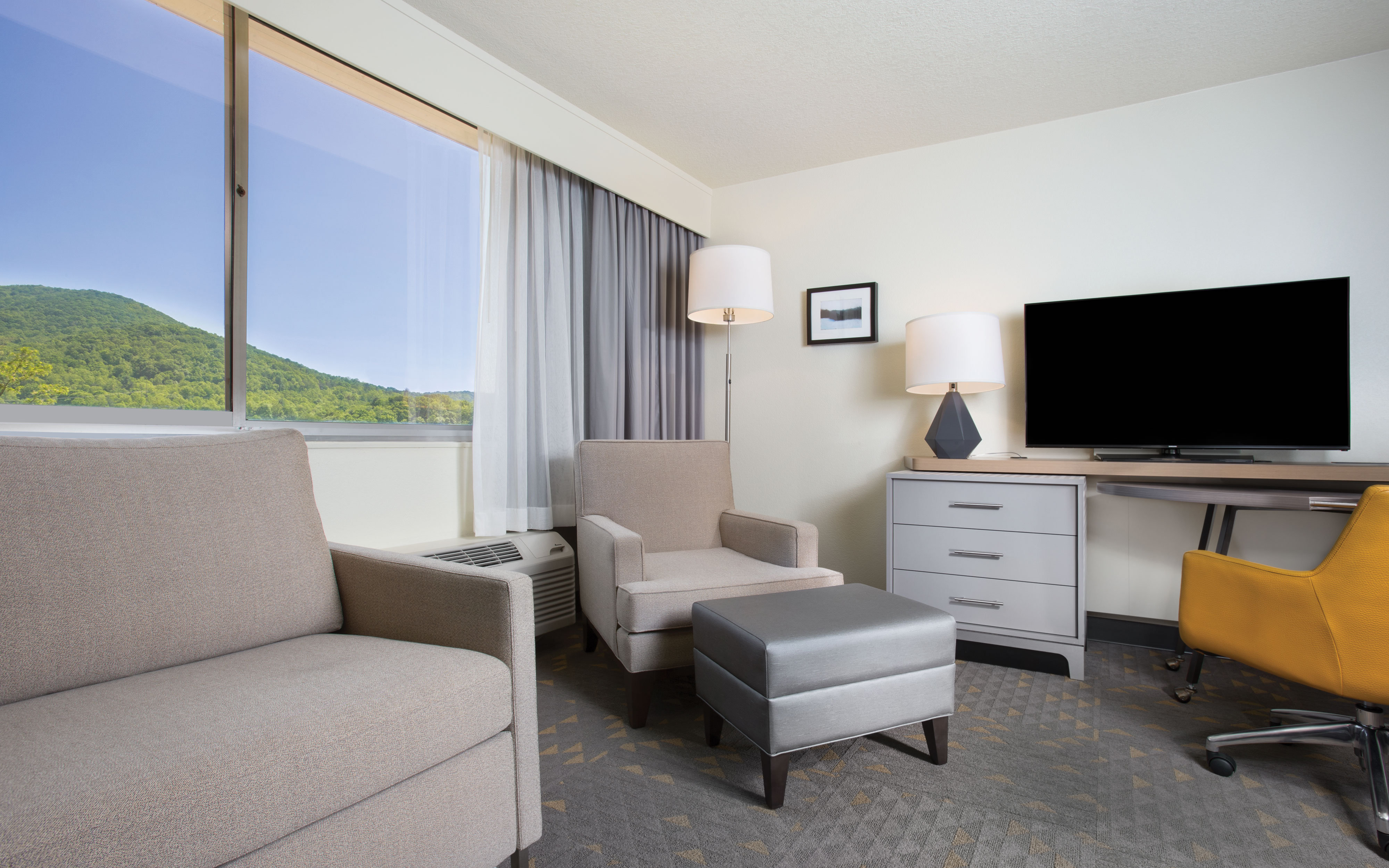 holiday inn asheville east blue ridge pkwy an ihg hotel