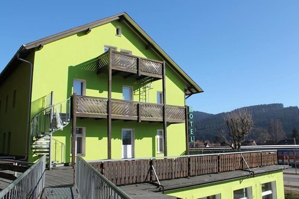 action forest aktiv hotel