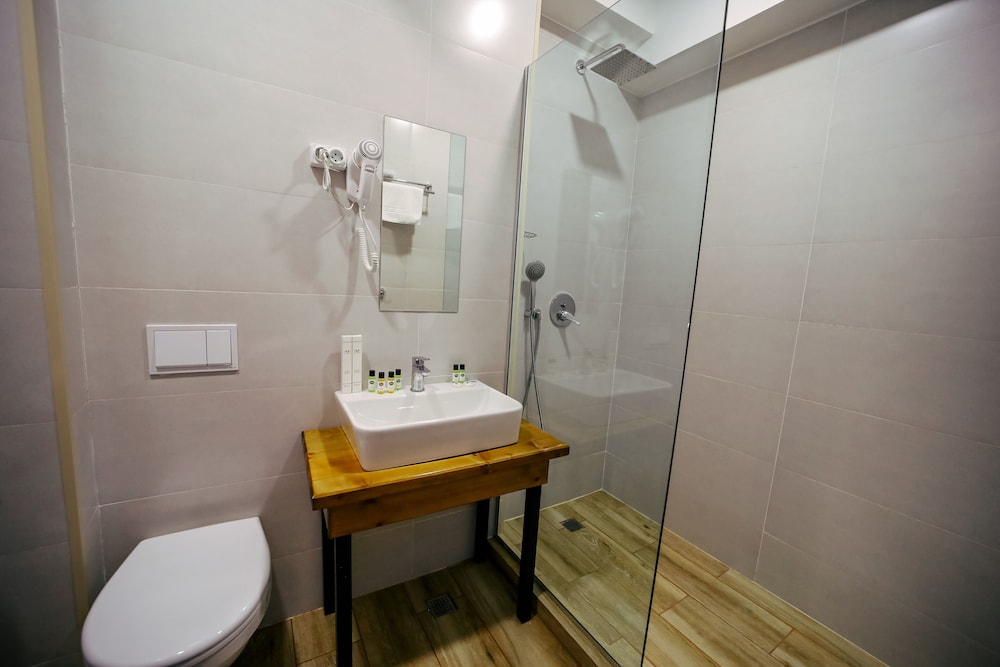 mountain house kazbegi