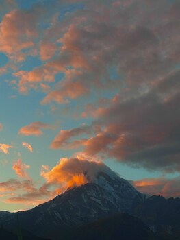mountain house kazbegi