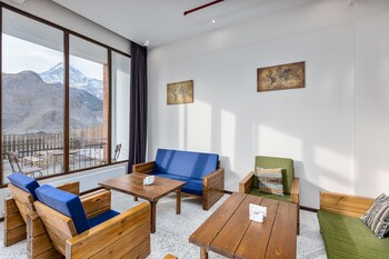 mountain house kazbegi