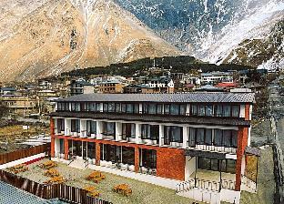 mountain house kazbegi