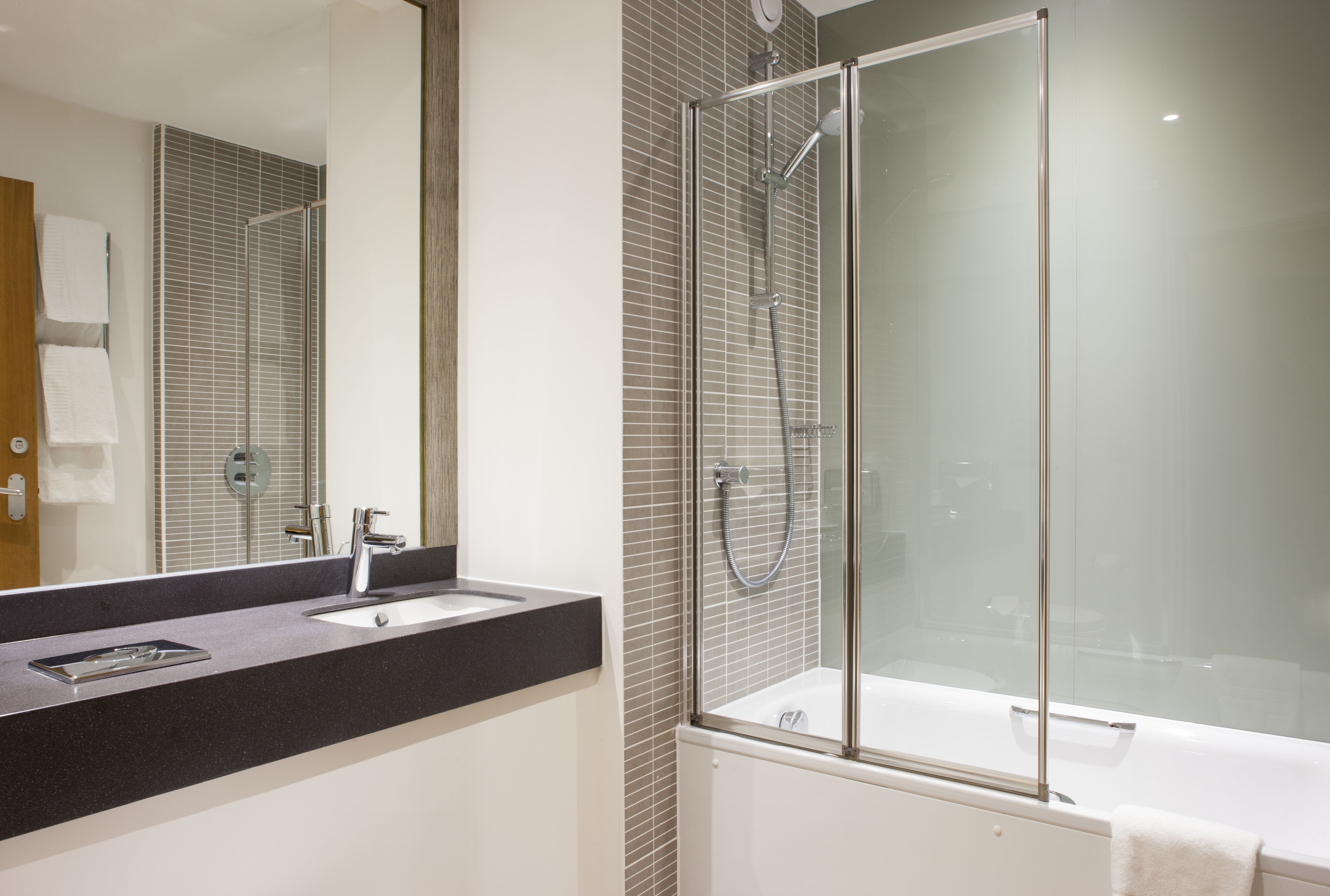 holiday inn ashford central by ihg