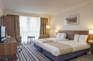 holiday inn ashford central by ihg